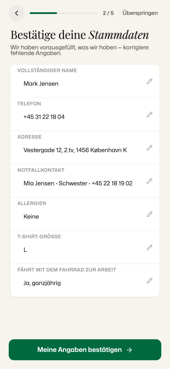 Ihre Daten bestätigen, vorausgefüllt aus dem, was HR hat